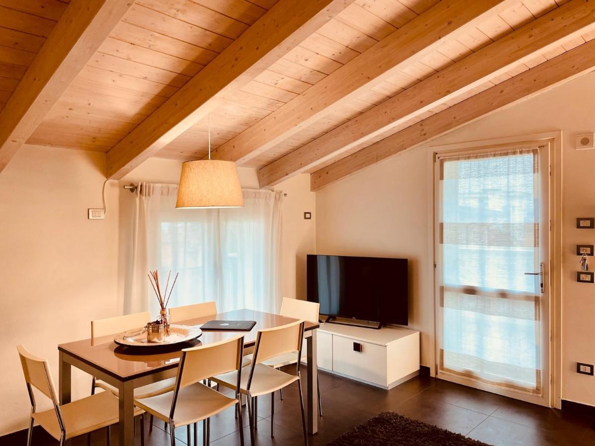 Residence Del Lago Дезенцано-дель-Гарда Экстерьер фото